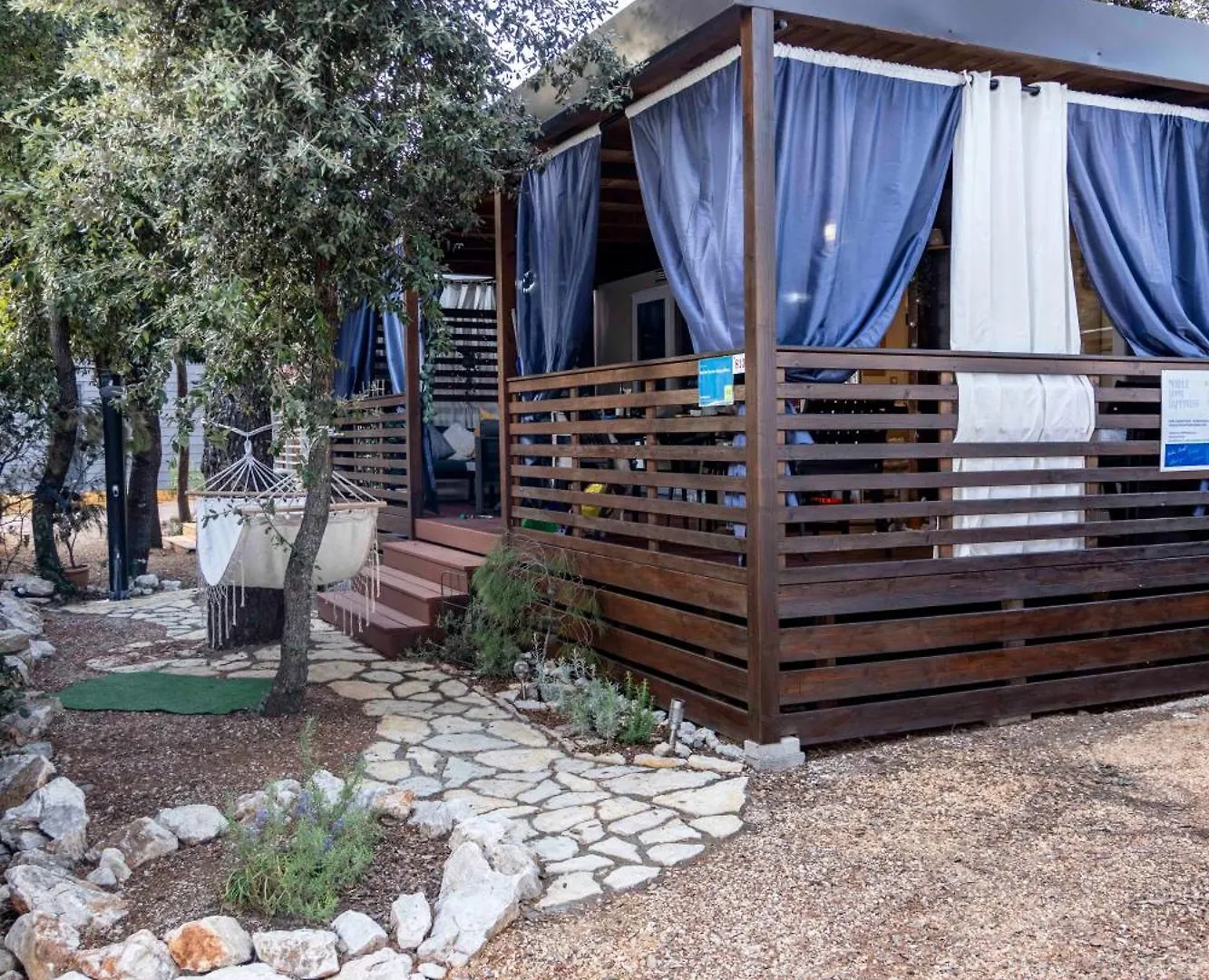 Mobile Home Happynest بيوغْغاد نا موغو 0*,  كرواتيا