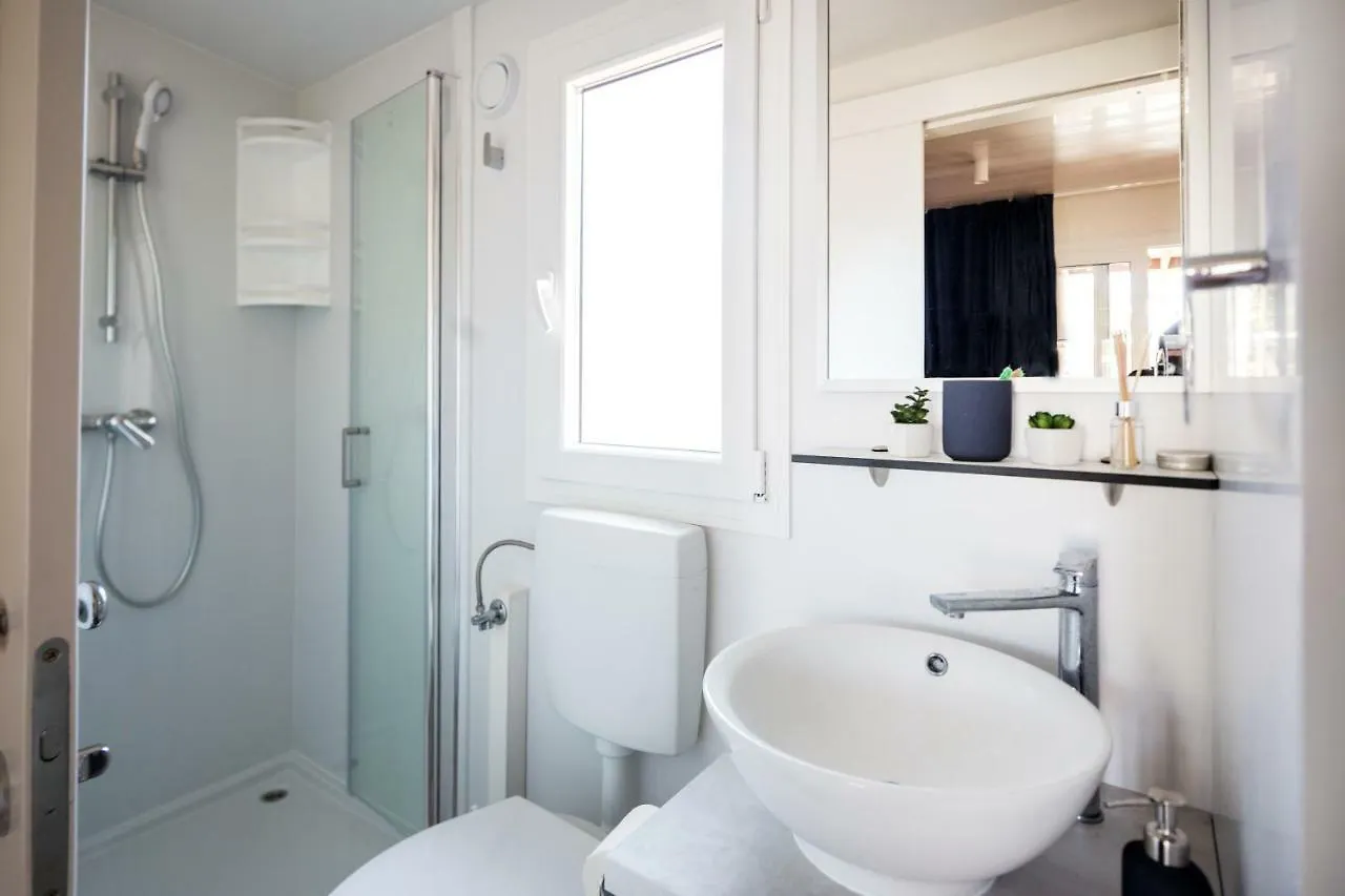 Mobile Home Happynest Biograd Na Moru