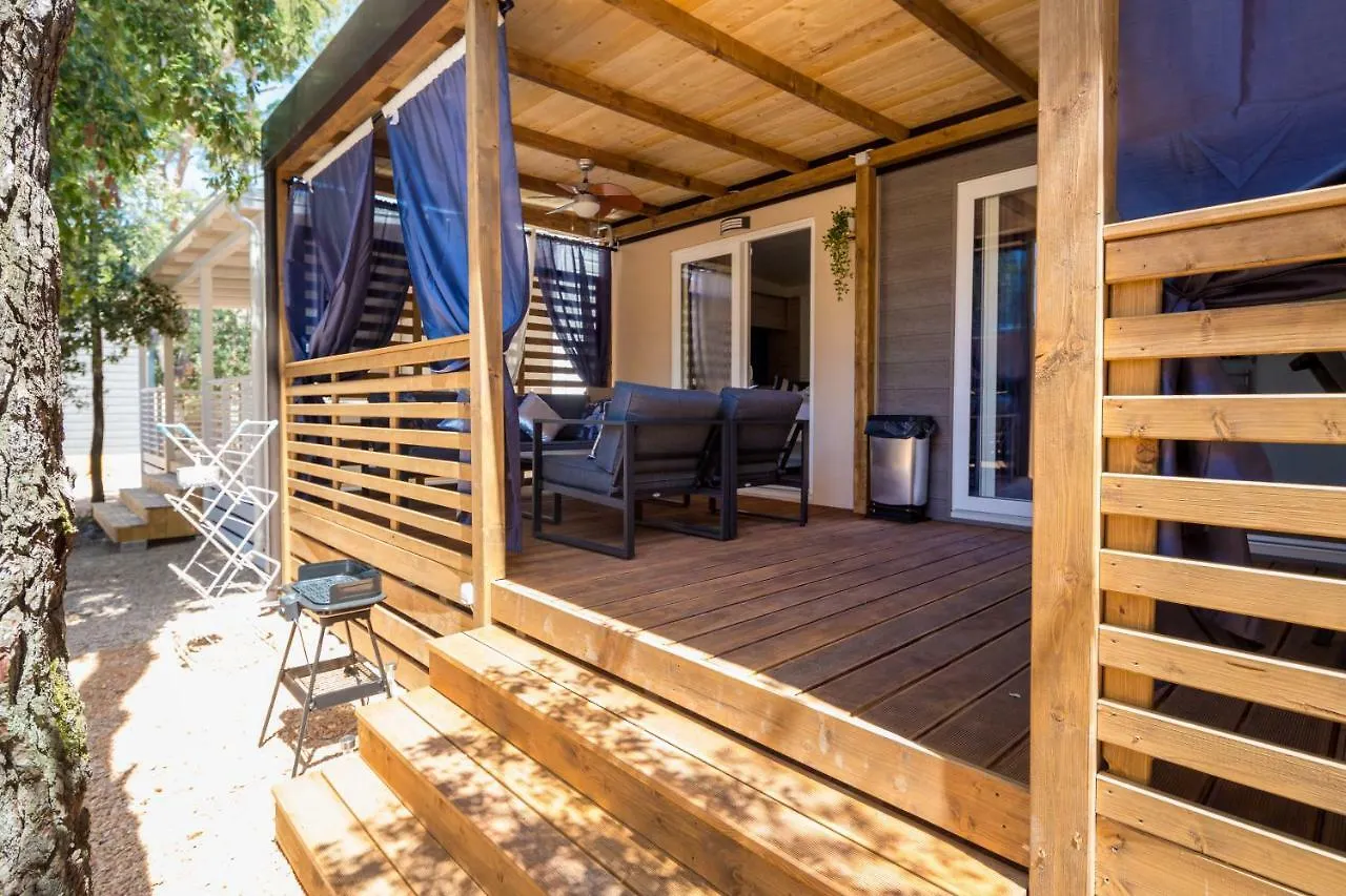 Mobile Home Happynest Biograd Na Moru Campsite