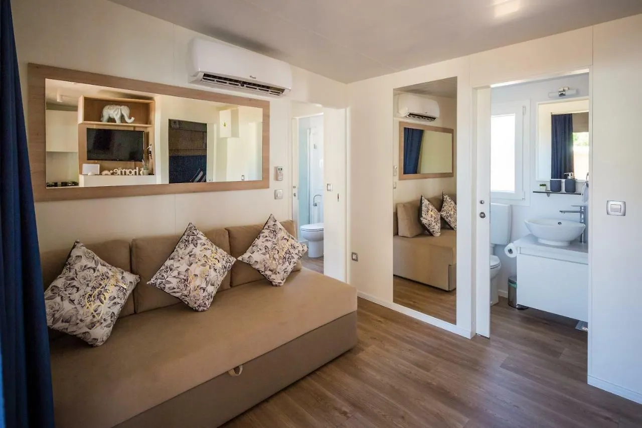 Mobile Home Happynest Biograd Na Moru Campsite