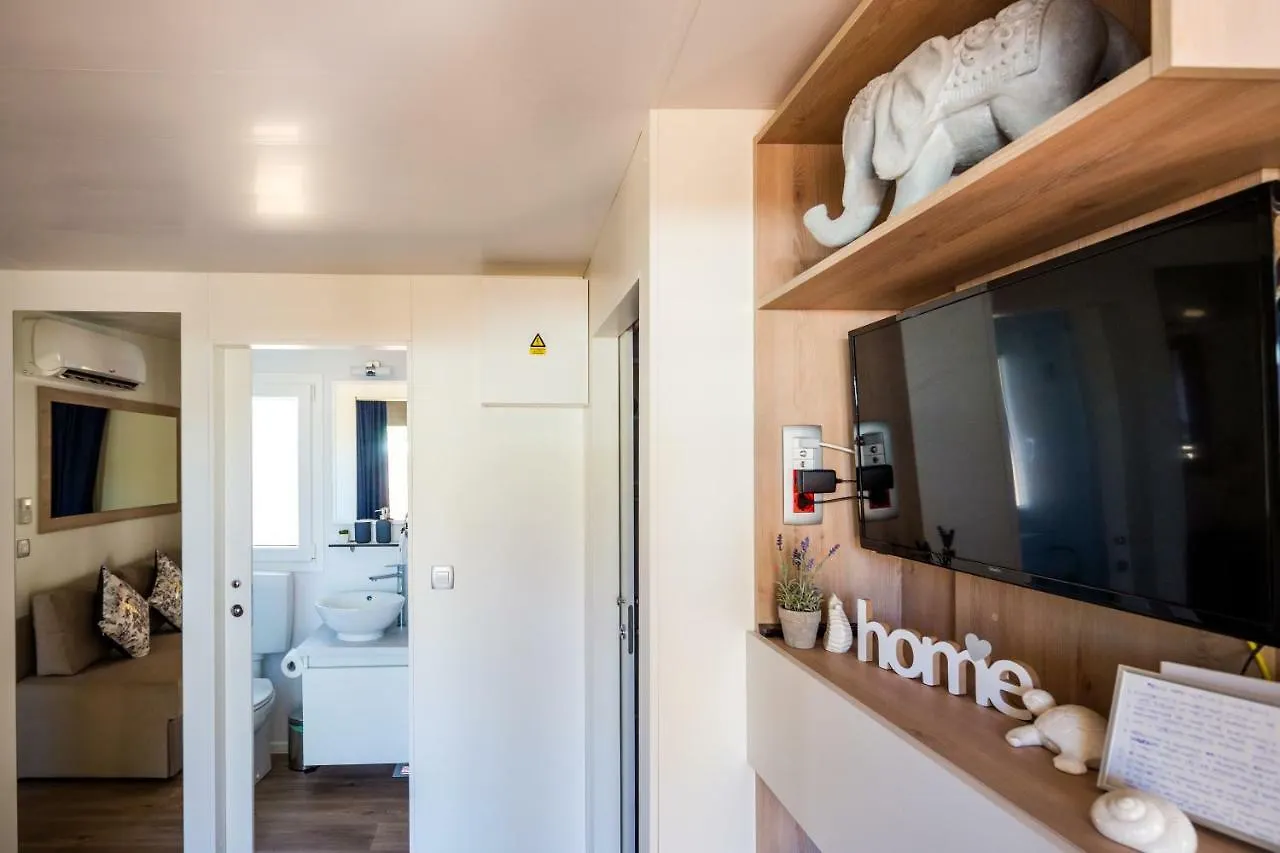 Campsite Mobile Home Happynest Biograd Na Moru