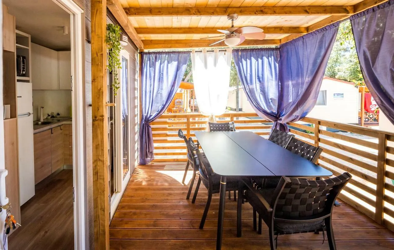 Mobile Home Happynest Biograd Na Moru 0*,
