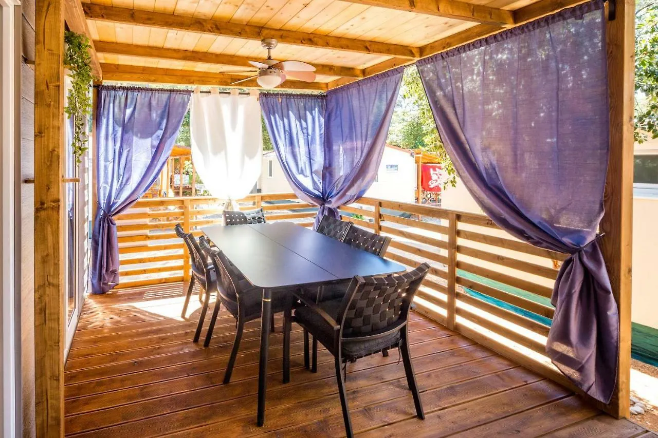 Mobile Home Happynest Biograd Na Moru 0*,  Croatia